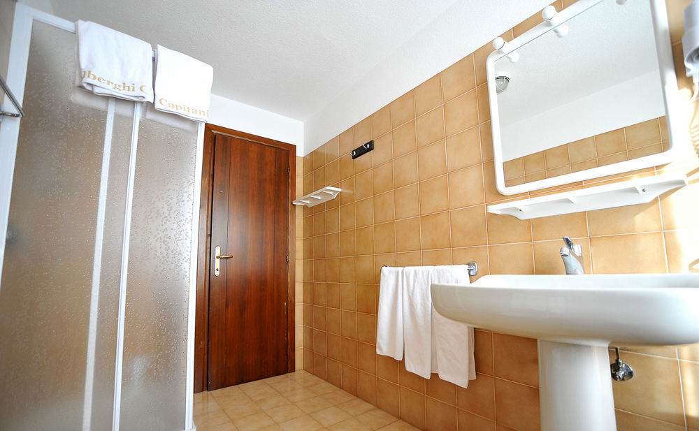 Hotel Capitani Μπόρμιο Εξωτερικό φωτογραφία